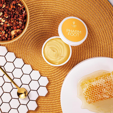 RICH BALM soothing and regenerating ointment with manuka honey 75 g Pharm Foot